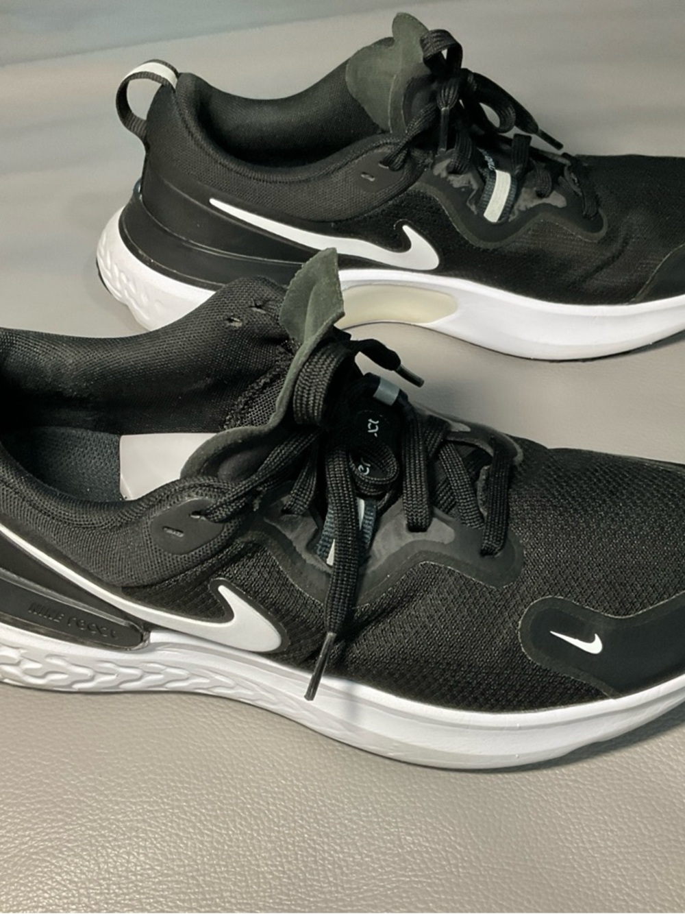 Nike Men’s Black and White Athletic Trainers